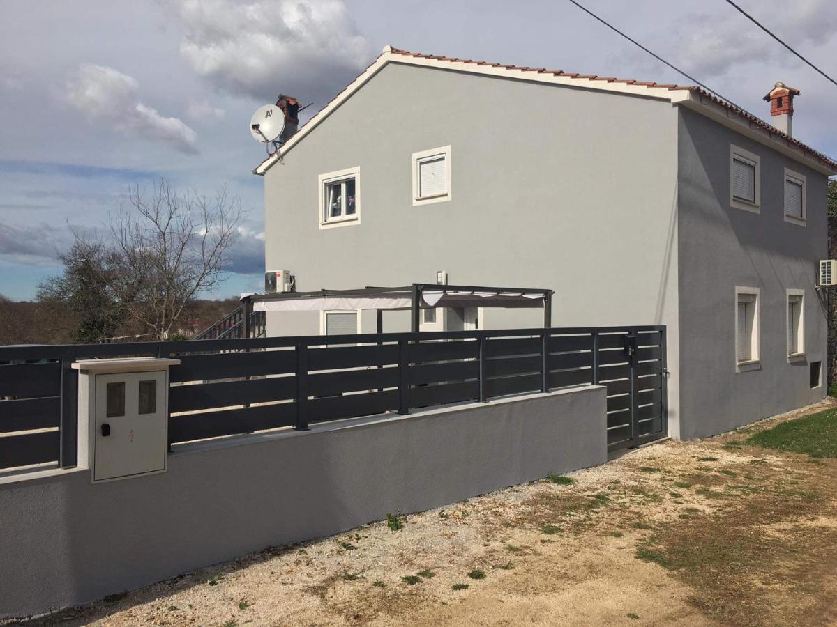 Apartmani Dokic Bale Zewnętrze zdjęcie