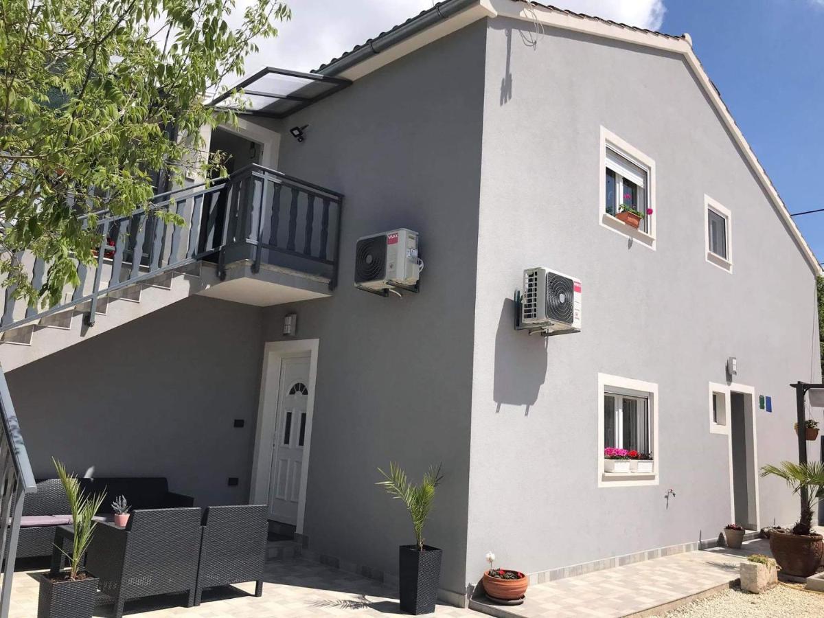 Apartmani Dokic Bale Zewnętrze zdjęcie