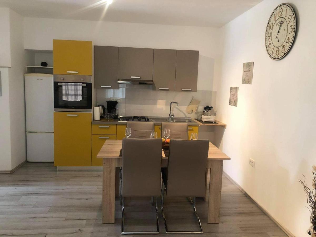 Apartmani Dokic Bale Zewnętrze zdjęcie