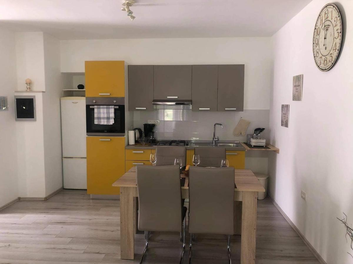 Apartmani Dokic Bale Zewnętrze zdjęcie