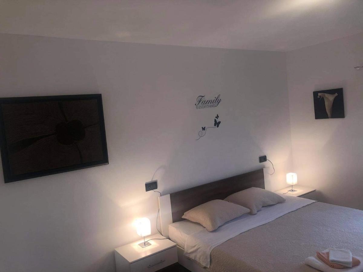Apartmani Dokic Bale Zewnętrze zdjęcie